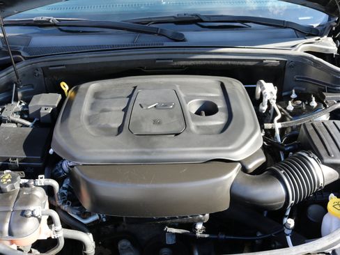 Used 2019 Jeep Grand Cherokee Limited image 32