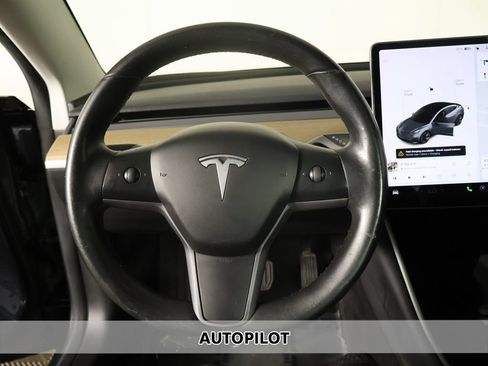 Used 2018 Tesla Model 3 Long Range AWD/4WD image 3