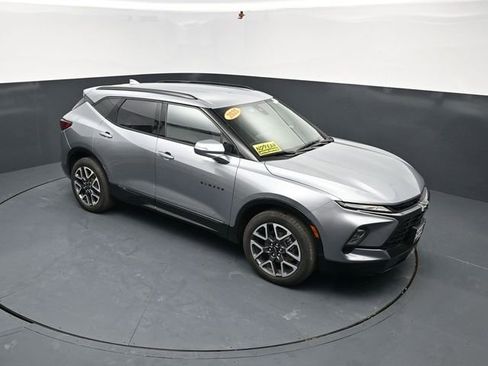 Used 2025 Chevrolet Blazer RS AWD/4WD image 44