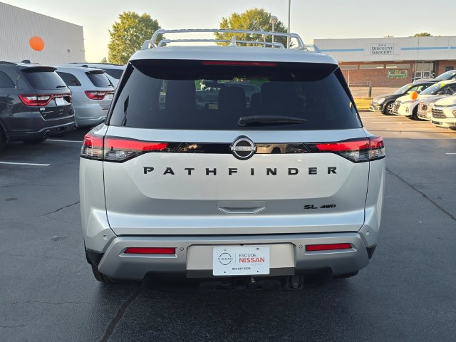 Certified 2024 Nissan Pathfinder SL w/ SL Premium Package AWD/4WD image 4