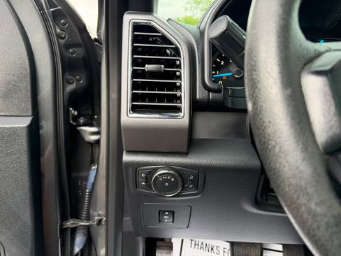Used 2016 Ford F150 XLT w/ Equipment Group 302A Luxury AWD/4WD image 19