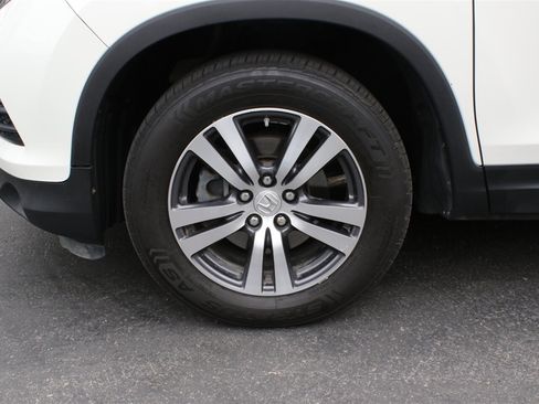 Used 2018 Honda Pilot Elite image 42