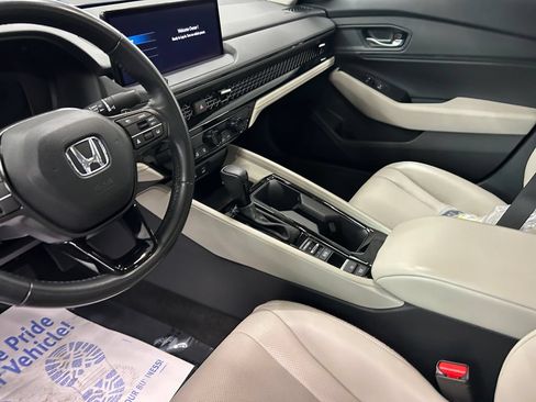 Used 2024 Honda Accord EX-L image 10