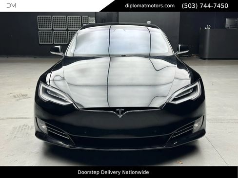 Used 2020 Tesla Model S Performance image 11