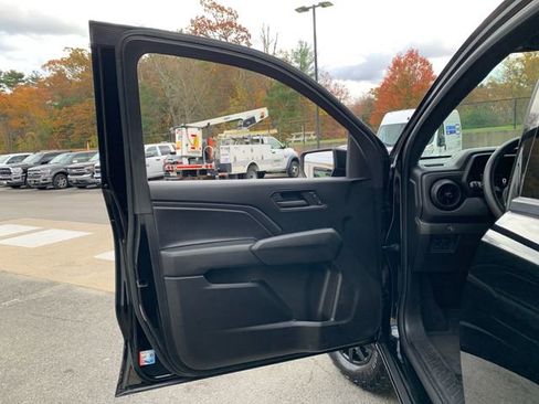 Used 2023 Chevrolet Colorado Trail Boss w/ Technology Package image 16