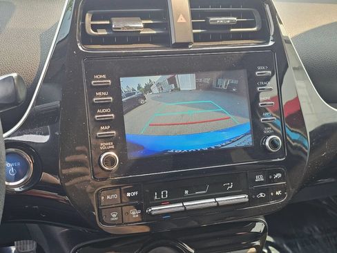 Certified 2020 Toyota Prius LE AWD/4WD image 25