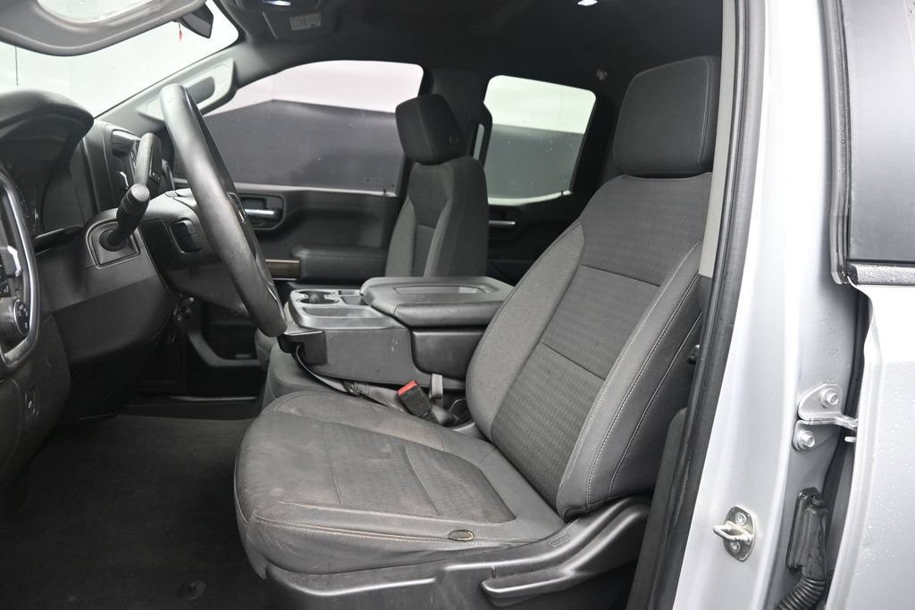 Used 2020 Chevrolet Silverado 1500 LT w/ Trailering Package AWD/4WD image 2