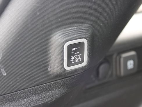Used 2024 Jeep Grand Cherokee Altitude AWD/4WD image 16