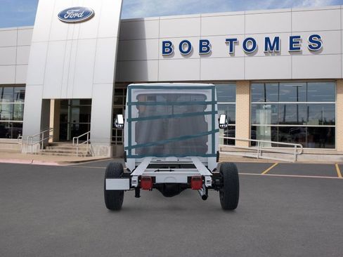 New 2025 Ford Transit 350 w/ Interior Upgrade Package image 15