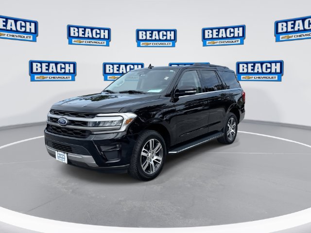 Used 2023 Ford Expedition XLT RWD image 4