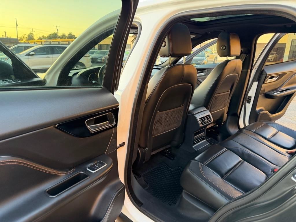 Used 2018 Jaguar F-PACE Prestige AWD/4WD image 13