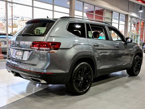 Used 2022 Volkswagen Atlas SE image 5