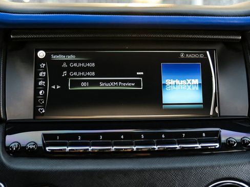 Used 2021 Rolls-Royce Cullinan image 27