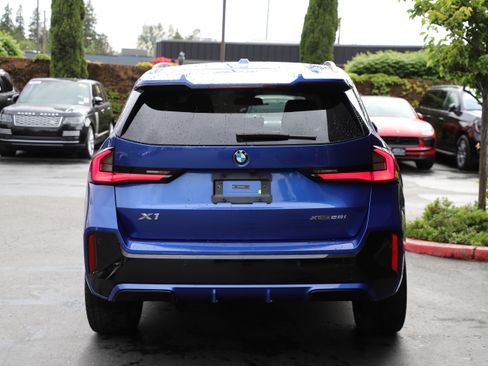 Used 2025 BMW X1 xDrive28i w/ Premium Package AWD/4WD image 9