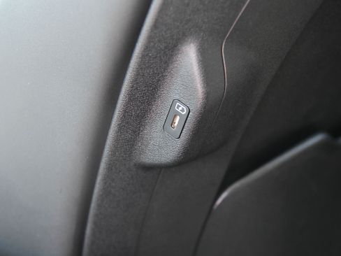 Used 2024 Kia EV6 Light RWD image 45