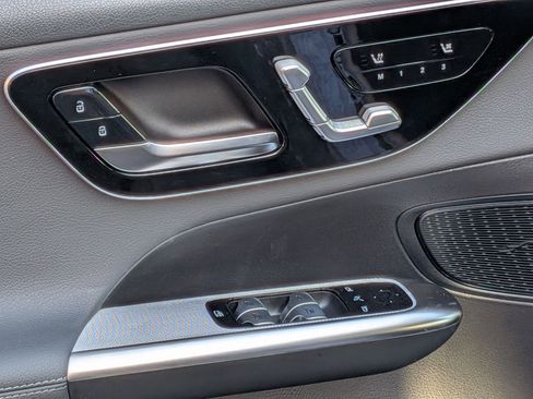 New 2026 Mercedes-Benz GLC 300 image 15