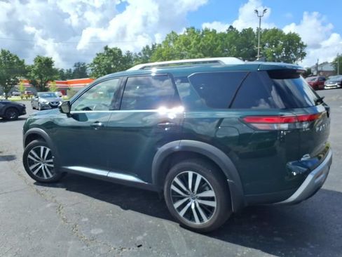 Used 2024 Nissan Pathfinder Platinum w/ Cargo Package FWD image 18