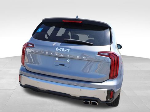Used 2025 Kia Telluride S image 18
