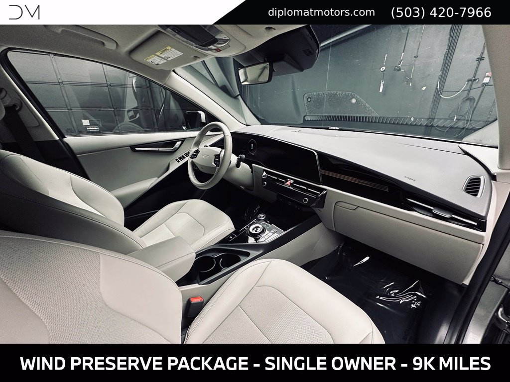 Used 2023 Kia Niro Wind w/ Wind Preserve Package FWD image 17