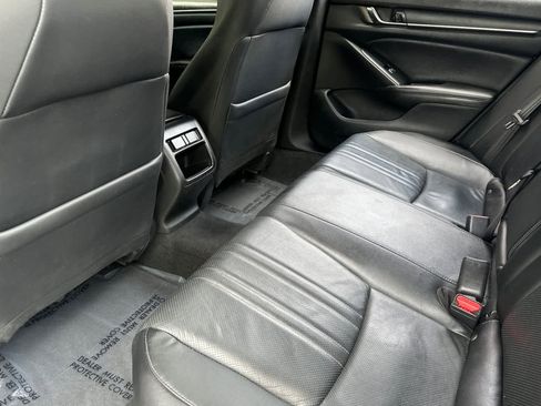 Used 2021 Honda Accord Sport Special Edition image 4