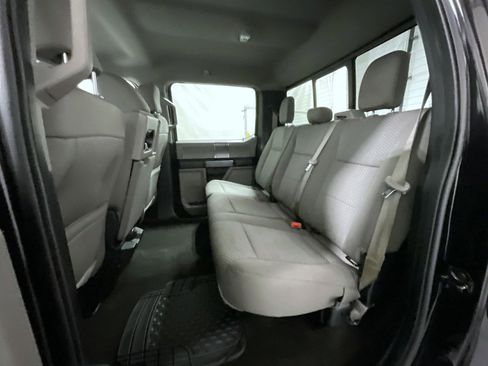 Used 2020 Ford F150 XLT w/ Equipment Group 302A Luxury AWD/4WD image 19