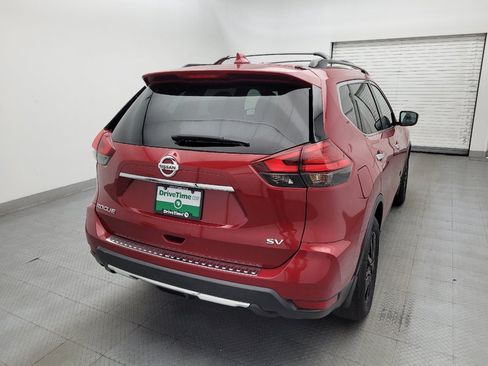 Used 2017 Nissan Rogue SV w/ Midnight Edition Package FWD image 7