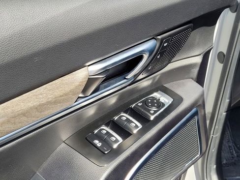 Used 2022 Kia Telluride SX w/ SX Prestige Package image 21