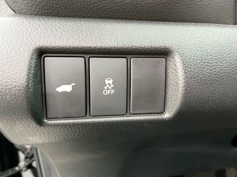 Used 2024 Honda Pilot EX-L image 10