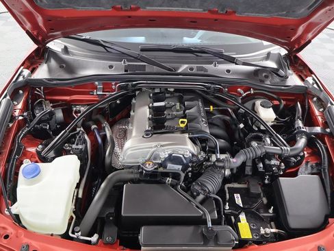 Certified 2025 MAZDA MX-5 Miata Grand Touring w/ Weather Package RWD image 16