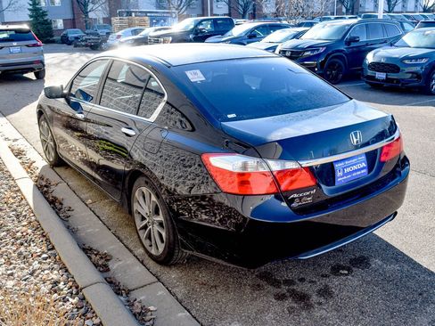 Used 2015 Honda Accord LX image 18