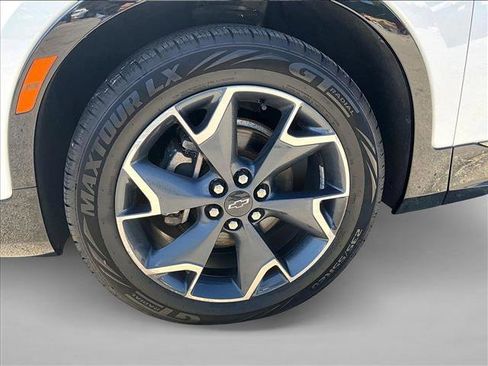 Used 2019 Chevrolet Blazer RS w/ LPO, Floor Liner Package FWD image 10