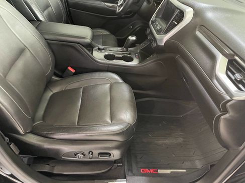 Used 2018 GMC Acadia SLT w/ LPO, Black Accent Package image 36