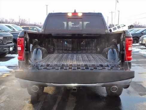 New 2026 RAM 1500 Big Horn AWD/4WD image 17