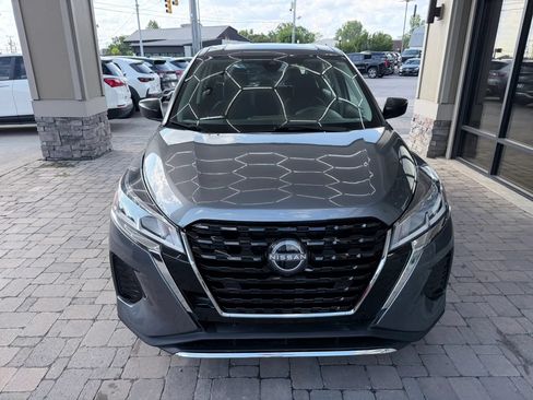 Used 2024 Nissan Kicks S FWD image 9