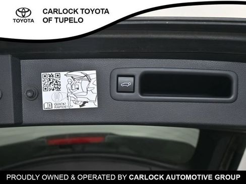 Used 2022 Toyota Highlander Platinum image 28