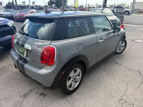 Used 2015 MINI Cooper 2-Door Hardtop FWD image 4