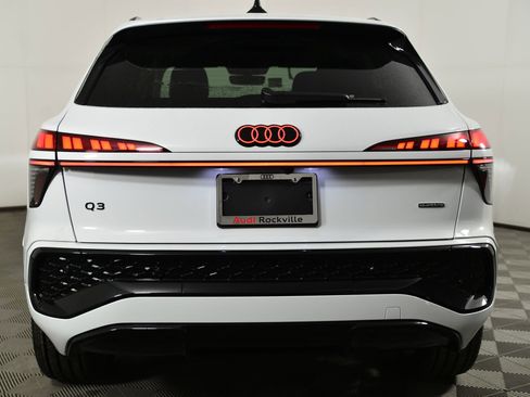 New 2026 Audi Q3 quattro 2.0T image 10