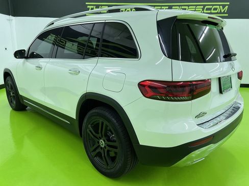 Used 2021 Mercedes-Benz GLB 250 4MATIC image 7