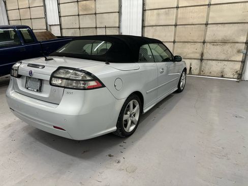 Used 2008 Saab 9-3 2.0T w/ Premium Package image 16