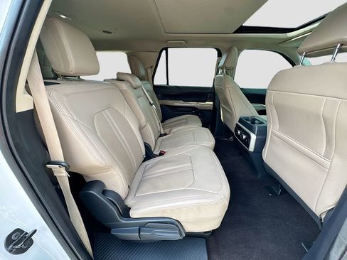 Used 2022 Ford Expedition Max Limited AWD/4WD image 31