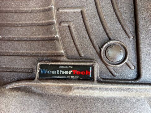 Used 2019 Ford Expedition XLT w/ Equipment Group 201A RWD image 17