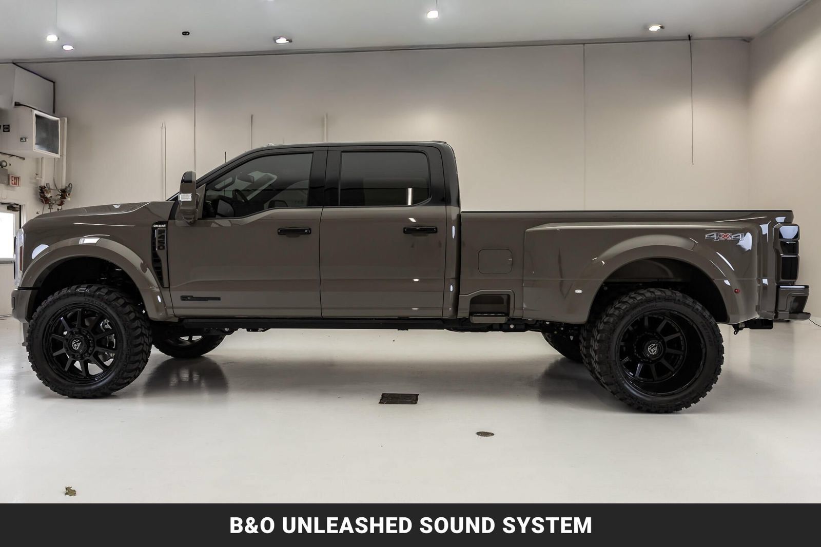 Used 2026 Ford F450 King Ranch w/ Chrome Package AWD/4WD image 5
