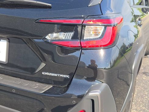 Used 2024 Subaru Crosstrek 2.5i Limited w/ Crosstrek Mirror Package AWD/4WD image 11