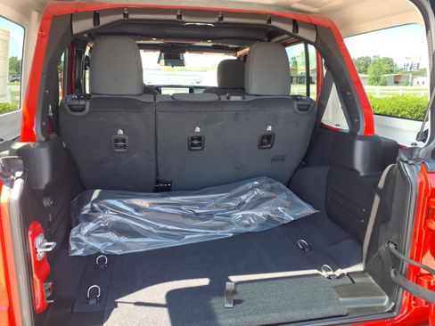 New 2026 Jeep Wrangler Unlimited Sport AWD/4WD image 19