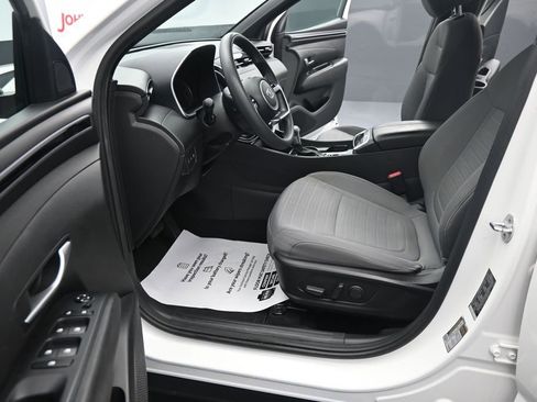 Used 2023 Hyundai Santa Cruz SEL FWD image 17