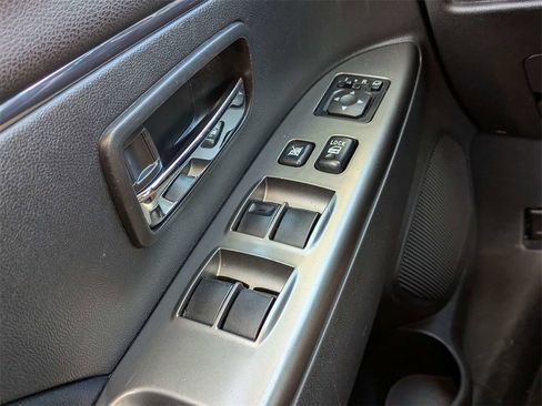 Used 2024 Mitsubishi Outlander Sport 2.0 SE image 22