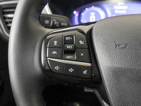 Used 2022 Ford Escape SEL w/ Technology Package AWD/4WD image 28