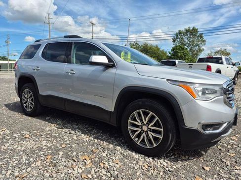 Used 2019 GMC Acadia SLE AWD/4WD image 4