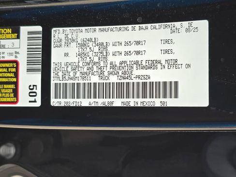 Used 2025 Toyota Tacoma TRD Off-Road image 34