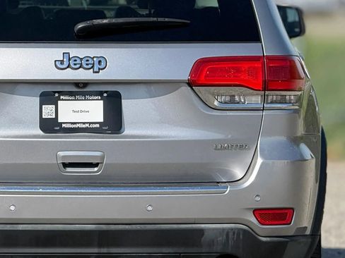 Used 2015 Jeep Grand Cherokee Limited AWD/4WD image 14